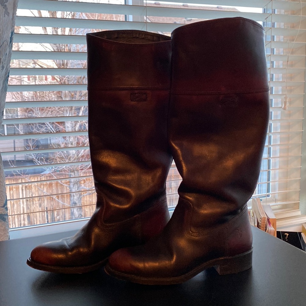 Classic Brown Leather Knee-High Women's Boots